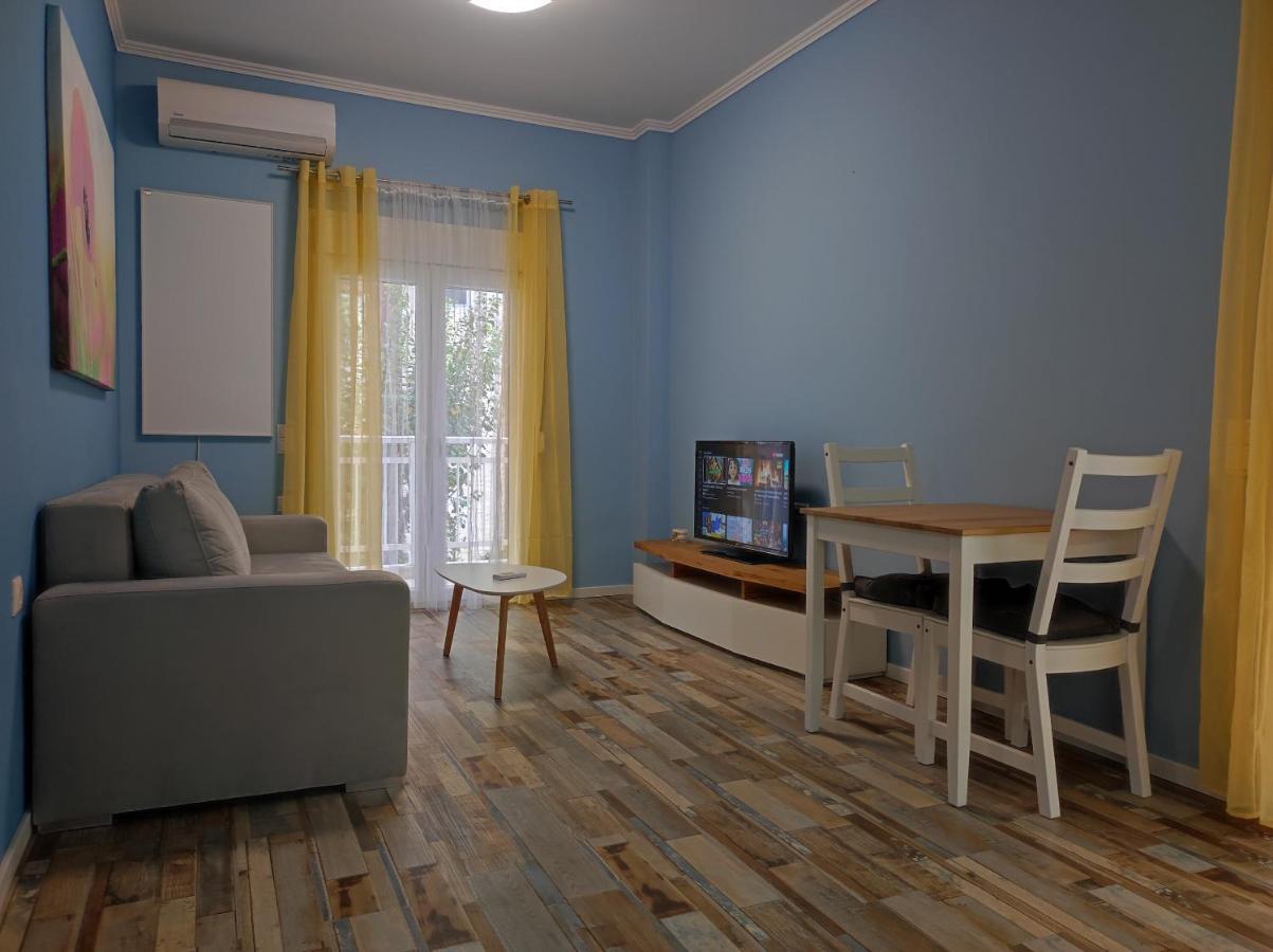 Sea Pleasure Lll Apartment *